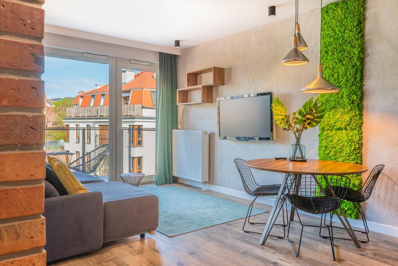 Homely Place Serce Poznania - Stary Rynek - Parking Apartamento