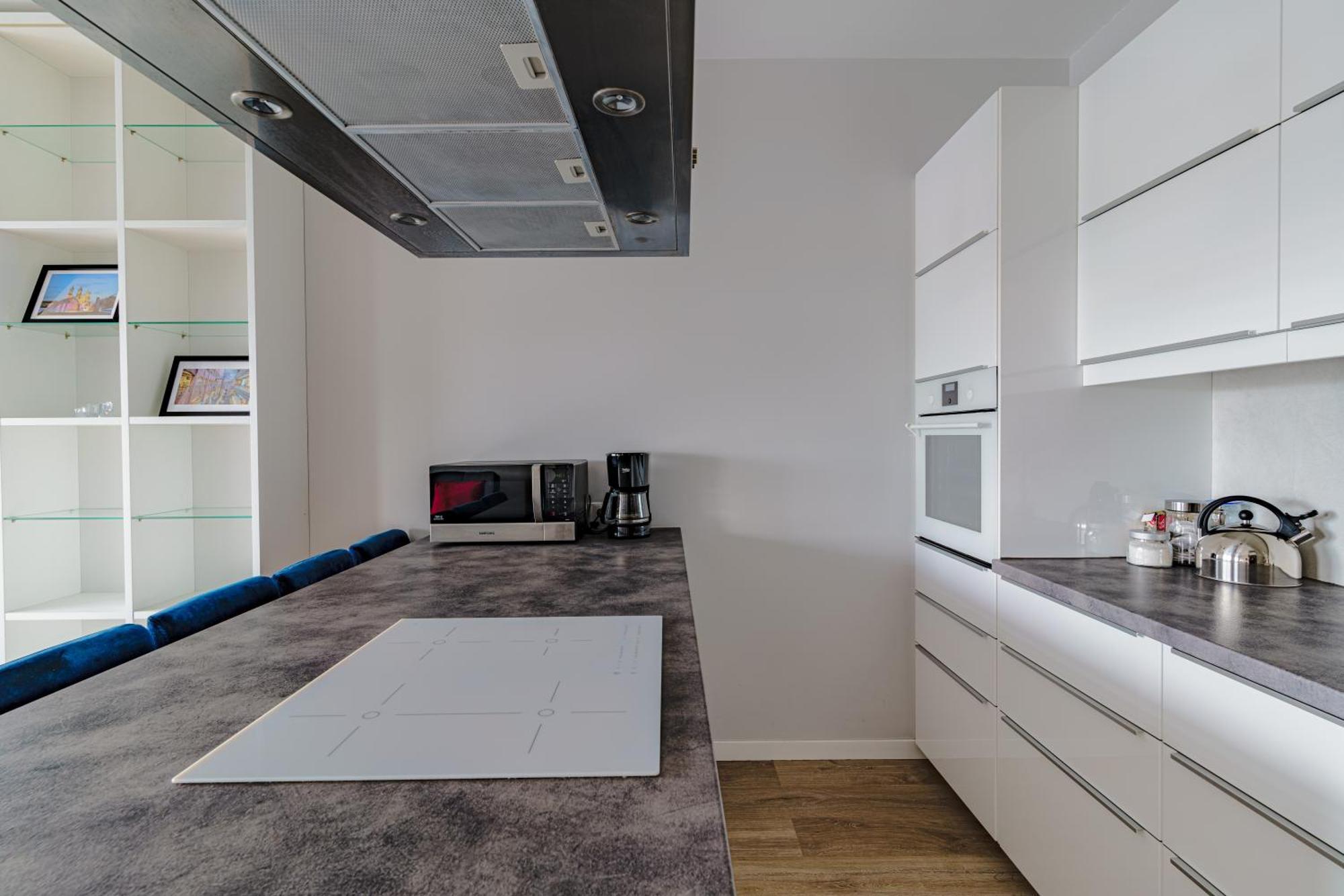 Homely Place Serce Poznania - Stary Rynek - Parking Apartamento